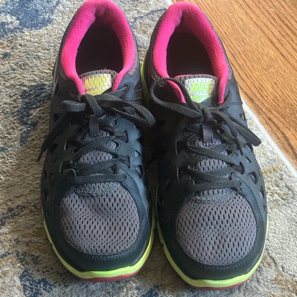 Nike Dual Fusion Run shoes - Picture 3 of 4